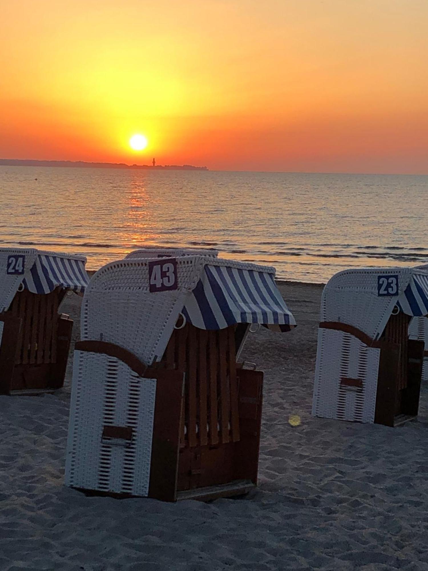 Ferienwohnung- Nur 60 Meter Vom Strand Scharbeutz Exteriör bild